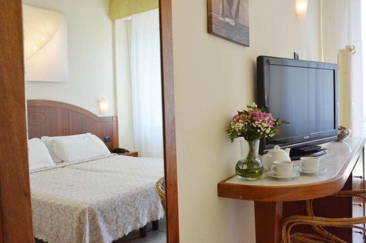 Hotel Bellevue Beach - Sul Mare Мілано-Маріттіма Екстер'єр фото
