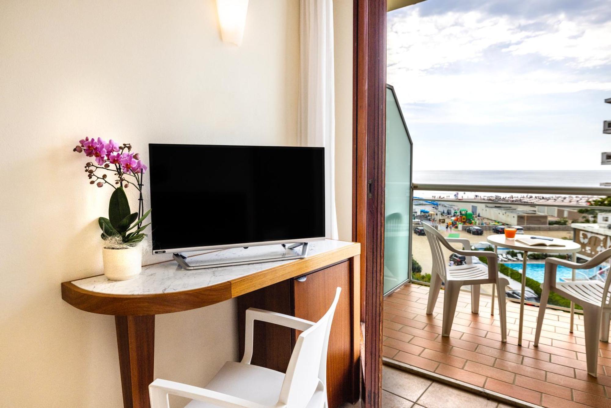 Hotel Bellevue Beach - Sul Mare Мілано-Маріттіма Екстер'єр фото